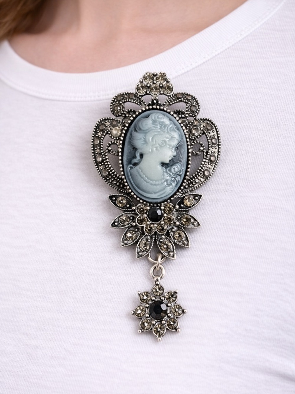 Vintage Silver Cameo Pendant Brooch - Blue Cameo